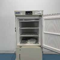 PHCBI Biomedical Freezer image 3